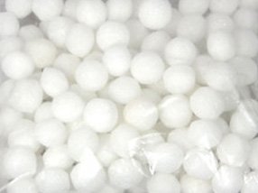 nepthlene-balls